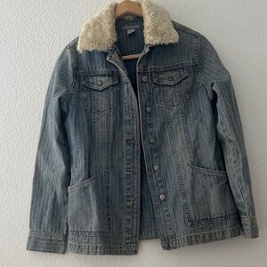 Vintage Women’s Canyon River Blues Denim Jacket